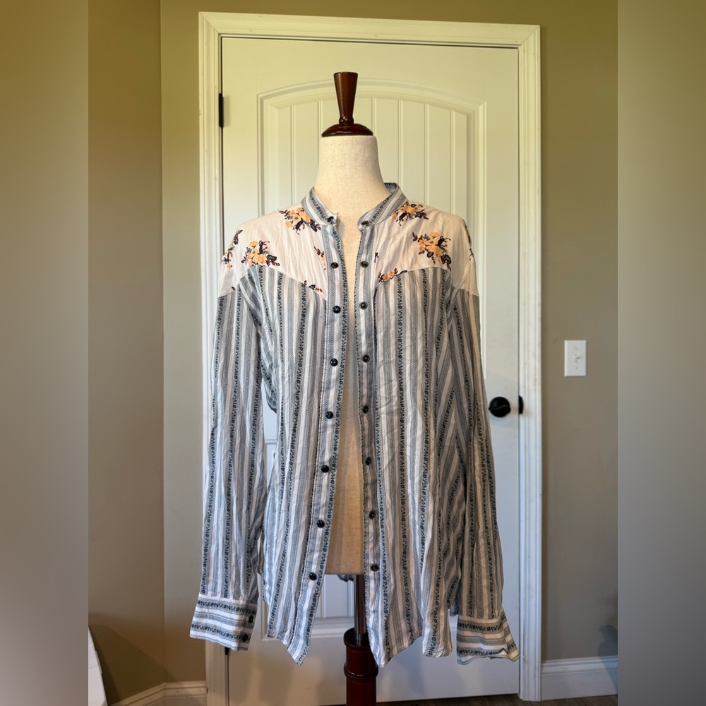 Cruel Denim Western Style Floral Yoke Striped Long Sleeve Shirt Women's Large